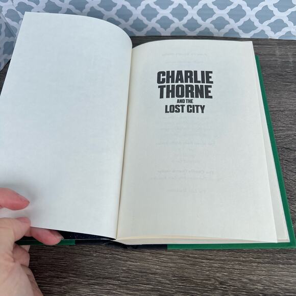 Charlie Thorne and the Lost City by Stuart Gibbs Hardcover Book Pre-Loved - Picture 3 of 7